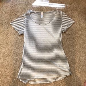 Lularoe classic TShirt